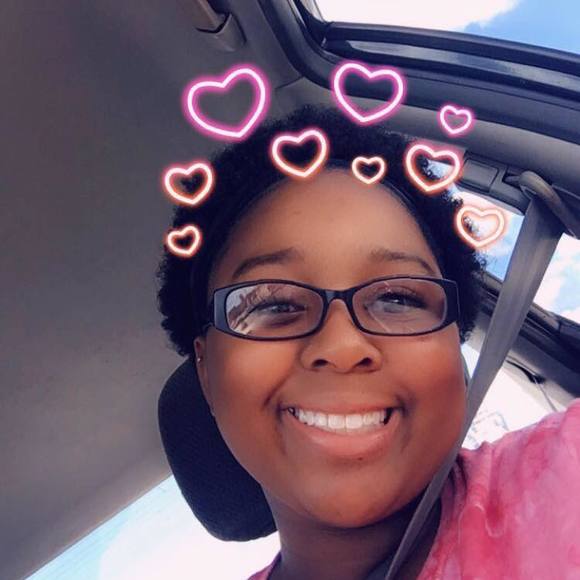 Meet your Posher, Kristina - Picture 1 of 1